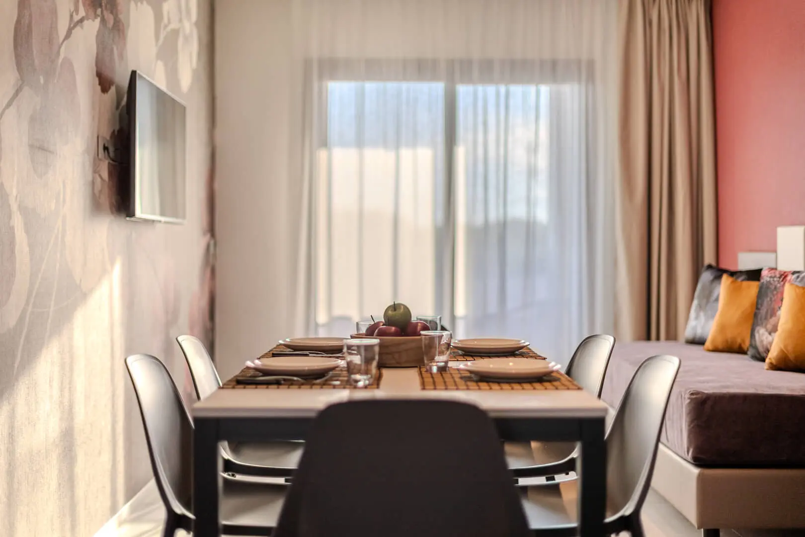 Accogliente-soggiorno-al-Residence-Diana