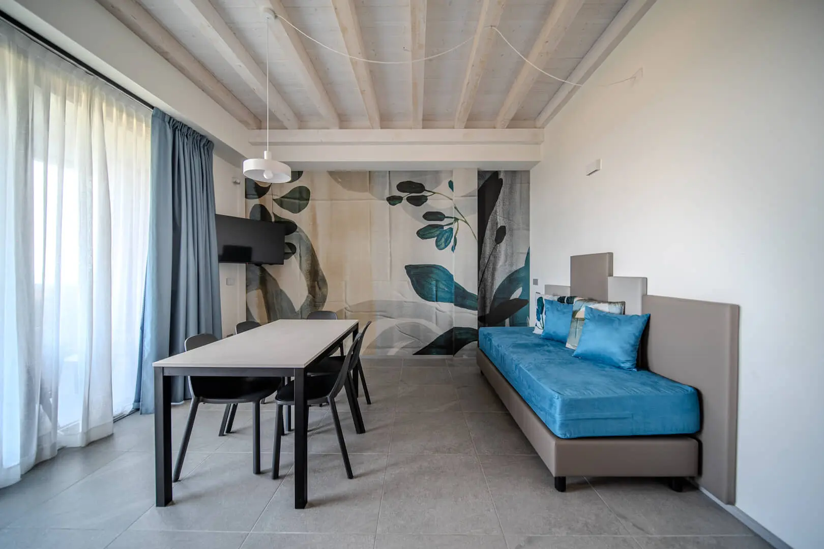 Spazioso-Appartamento-Moderno-al-Residence-Diana