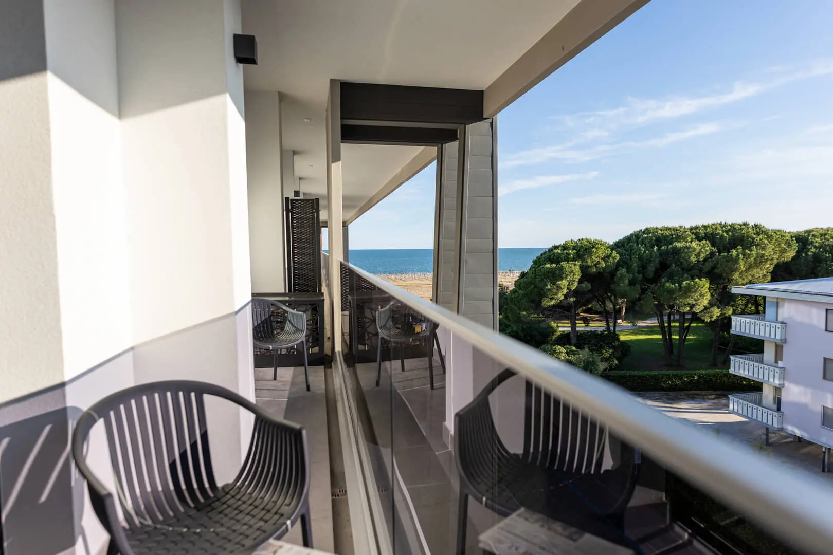 Vista-sul-mare-dal-Residence-Diana